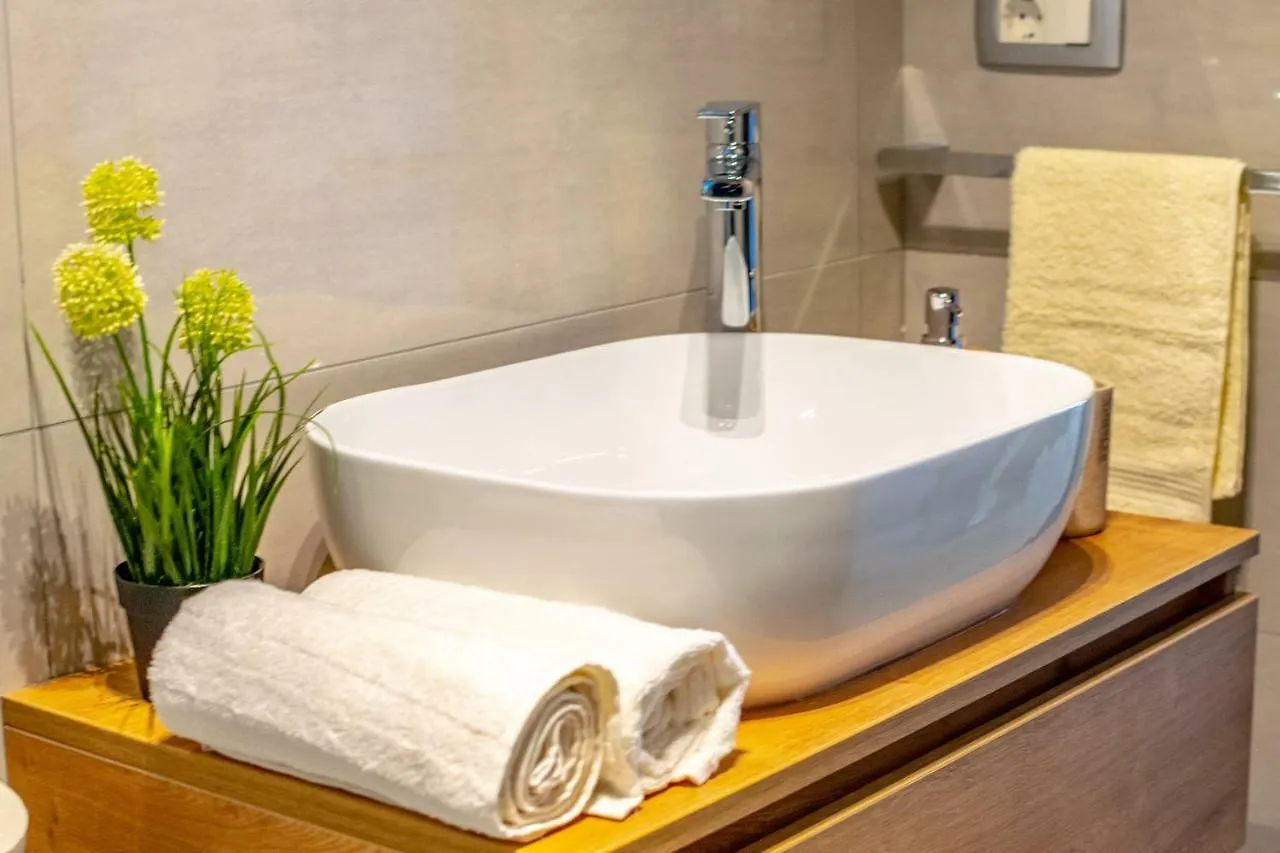 Lavanda Maslina - New Luxury Apartments Pula 0*,  Croatia